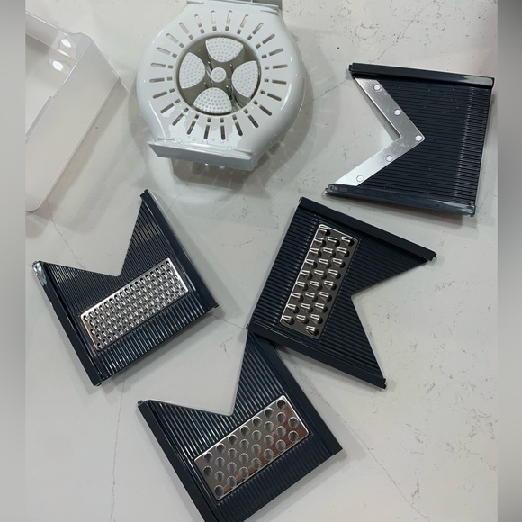 Mueller v-pro 5 blade mandoline slider - Picture 4 of 4